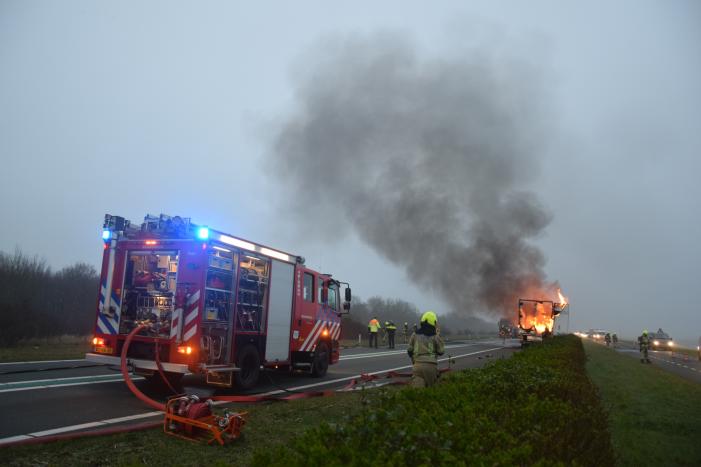 Oplegger volledig uitgebrandt