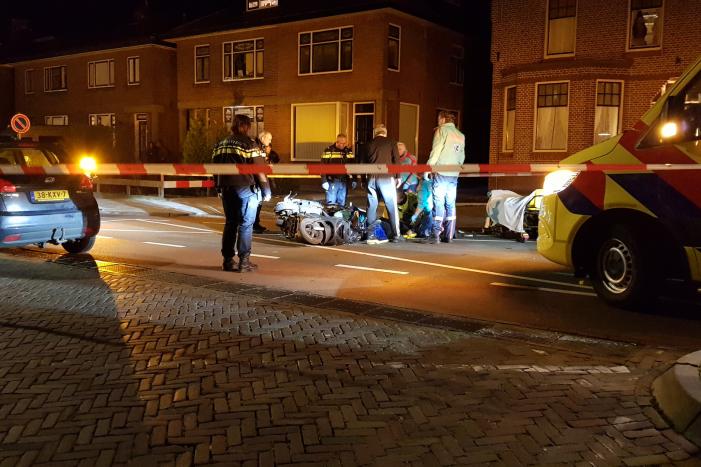 Gewonde na frontale aanrijding tussen twee scooters