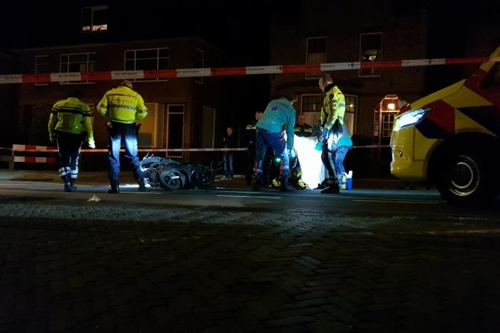 Gewonde na frontale aanrijding tussen twee scooters