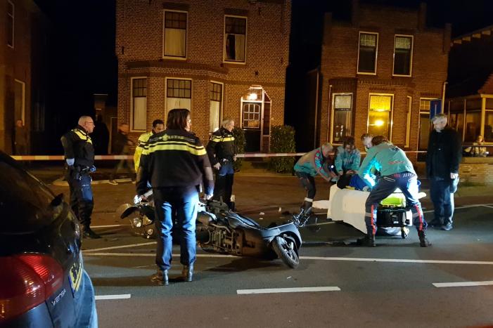 Gewonde na frontale aanrijding tussen twee scooters