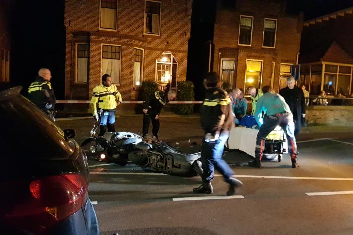 Gewonde na frontale aanrijding tussen twee scooters
