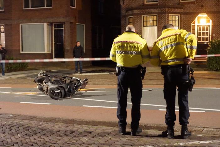 Gewonde na frontale aanrijding tussen twee scooters