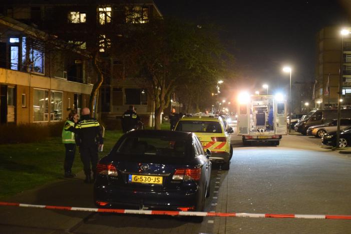 Politie schiet man in been na bedreiging met kapmes