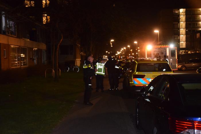 Politie schiet man in been na bedreiging met kapmes