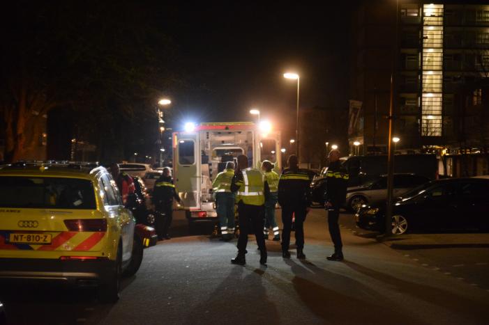 Politie schiet man in been na bedreiging met kapmes