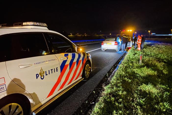 Dronken bestuurder valt in slaap op achterbank
