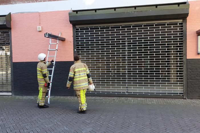 Platen van rolluik voormalige MS mode pand losgeraakt