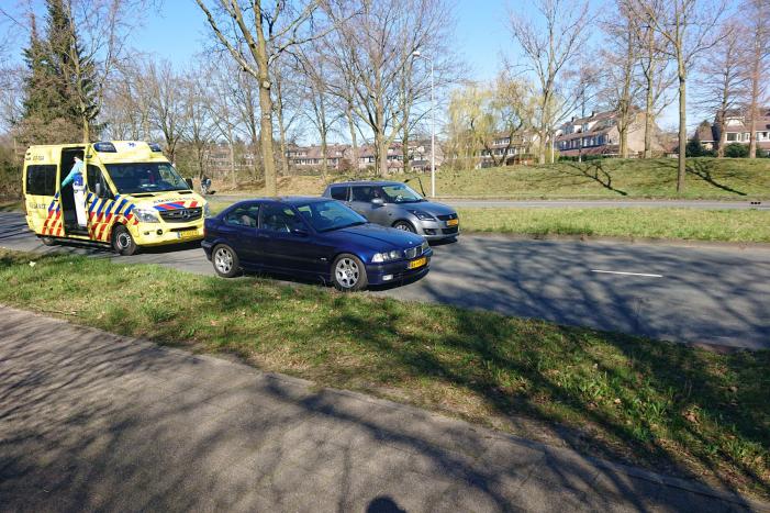 Motorrijder onderuit na schrikreactie