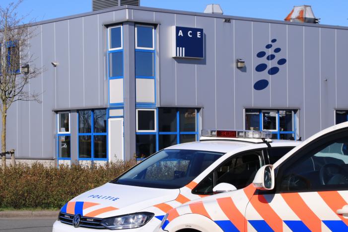 Politie bewaakt medicijnen-fabriek Ace Pharmaceuticals