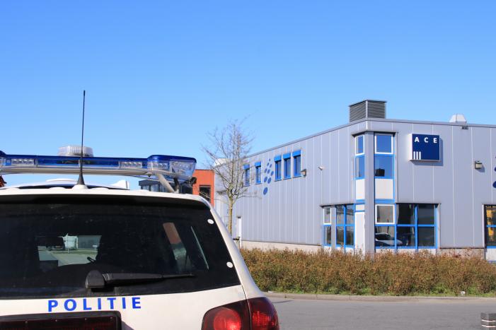 Politie bewaakt medicijnen-fabriek Ace Pharmaceuticals