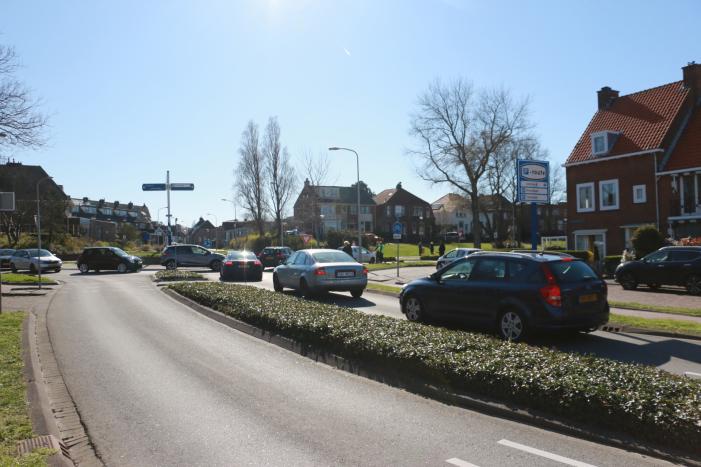 Toegangswegen richting zee op slot door coronavirus