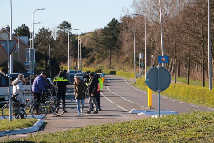 Toegangswegen richting zee op slot door coronavirus