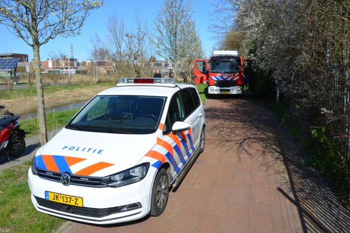Veel rook bij brand in achtertuin