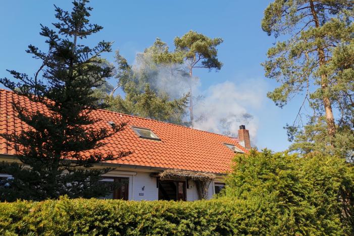 Veel rook bij brand op vakantiepark