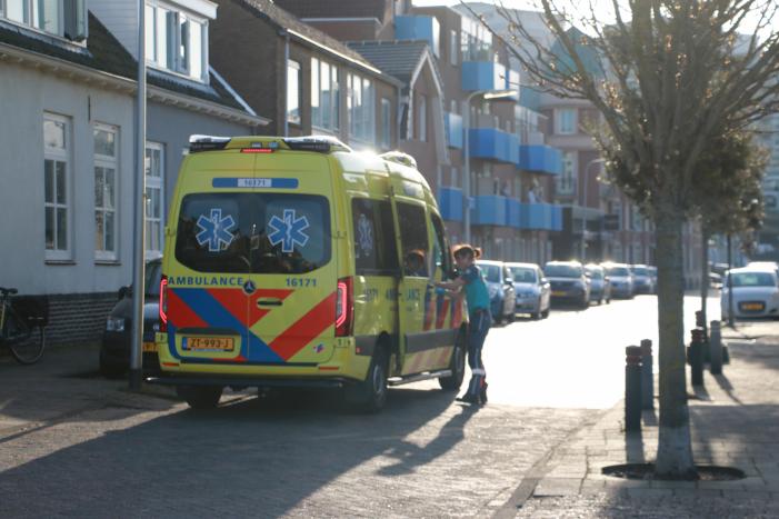 Landing traumahelikopter op boulevard trekt veel bekijks
