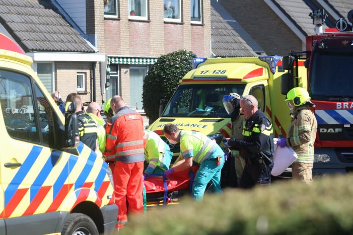 Fietser zwaargewond na aanrijding
