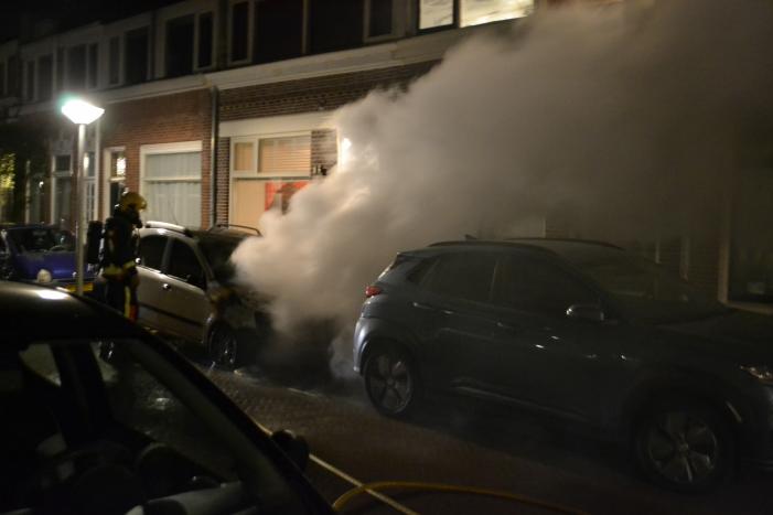 Auto verwoest door brand