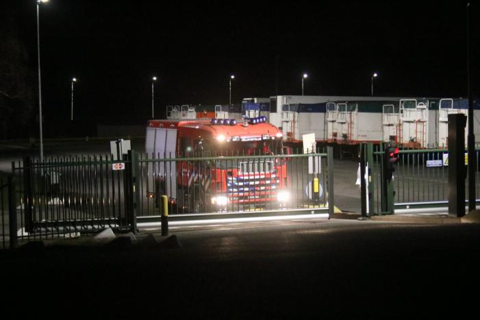 Meerdere personen nagekeken na vloeistoflekkage bij Farm Frites