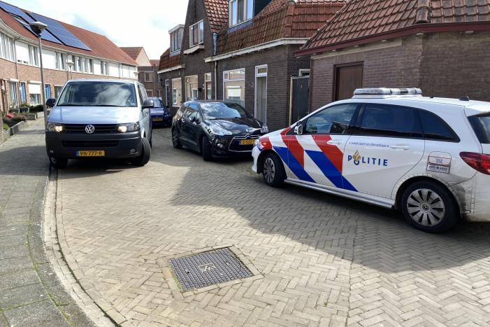 Politie zet woning af na incident
