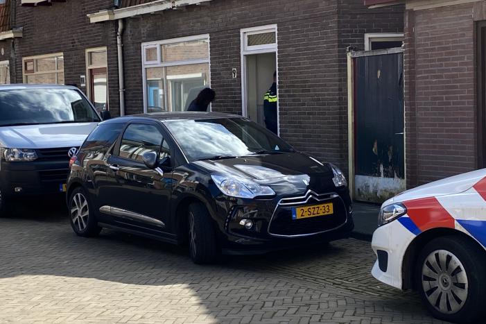 Politie zet woning af na incident