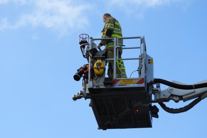 Zonnepanelen vormen gevaar door stormschade