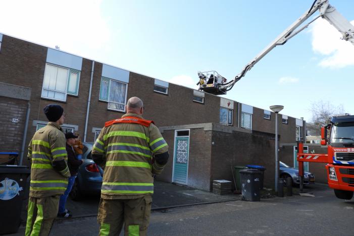Zonnepanelen vormen gevaar door stormschade