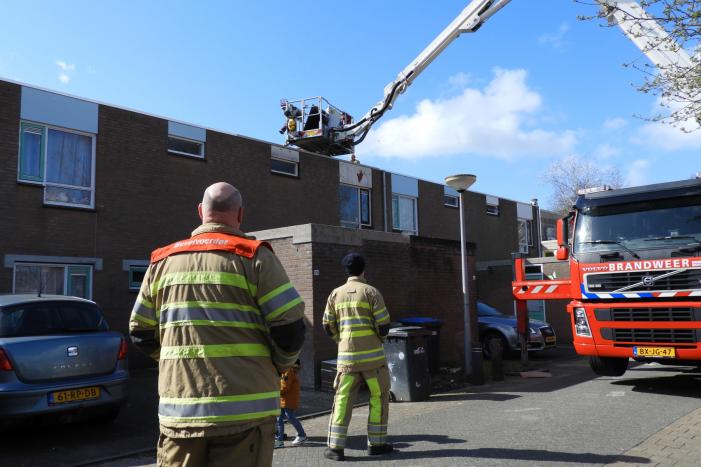 Zonnepanelen vormen gevaar door stormschade