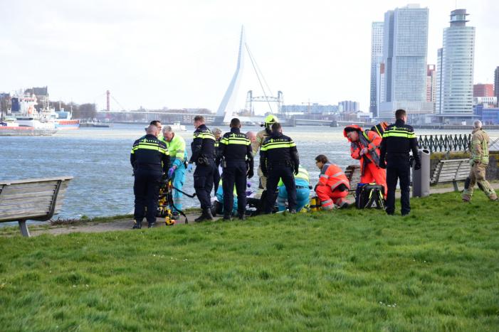 Persoon gereanimeerd na val in water