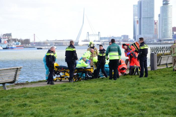 Persoon gereanimeerd na val in water