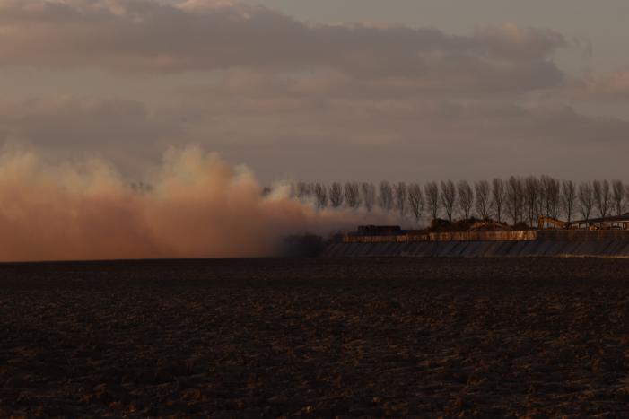 Flinke rookontwikkeling bij brand in composthoop