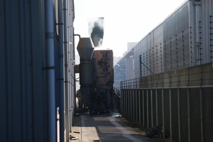 Brand in bedrijfspand Snijcon op industrieterrein Remmerden