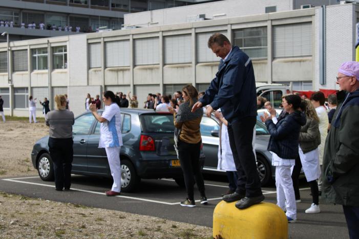 Applaus voor zorgpersoneel AKO Heerlen Zuyderland Ziekenhuis