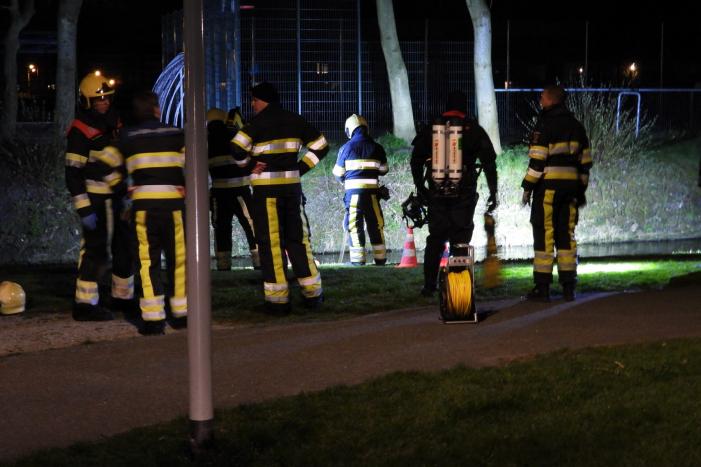 Fietslamp in sloot zorgt voor massale inzet hulpdiensten