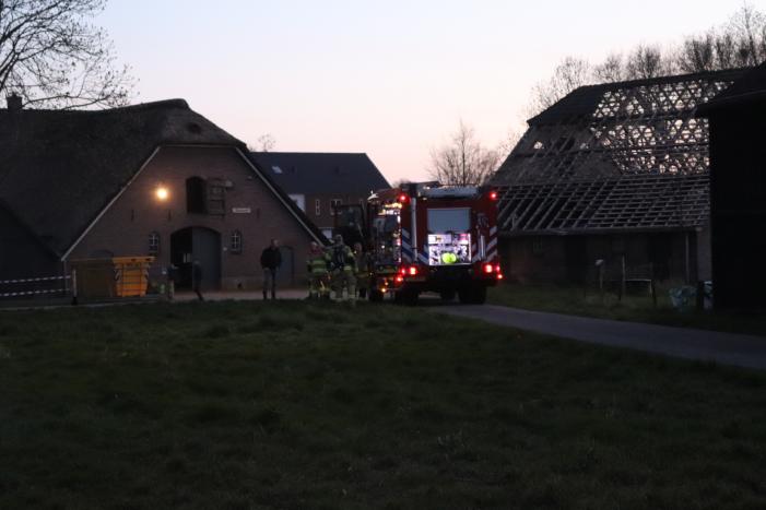 Veel rook bij brand in afvalhoop