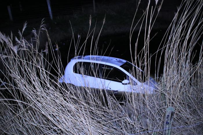 Auto te water geraakt