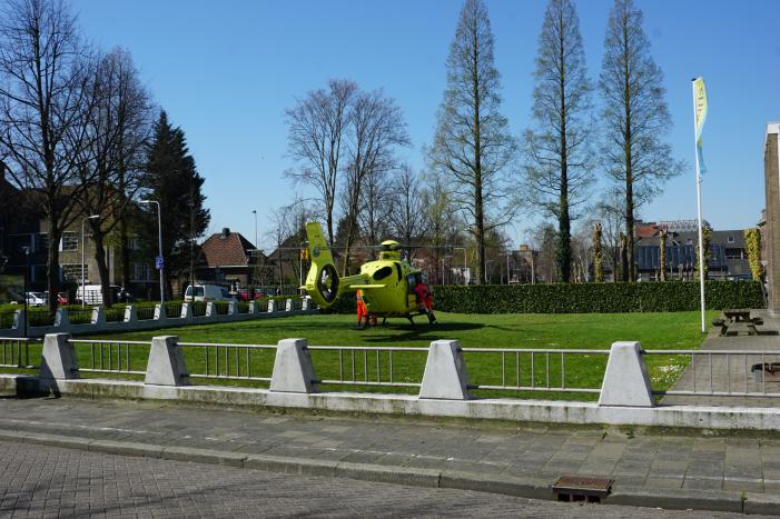 Traumahelikopter landt voor incident in bovenwoning