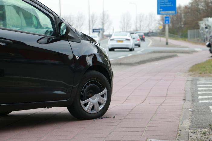 Fietser gewond na aanrijding met auto