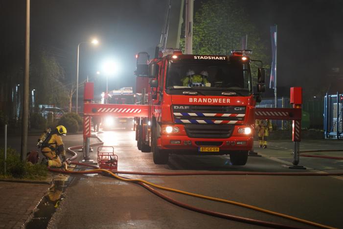 Zeer grote brand in bedrijfspand Holabouw BV