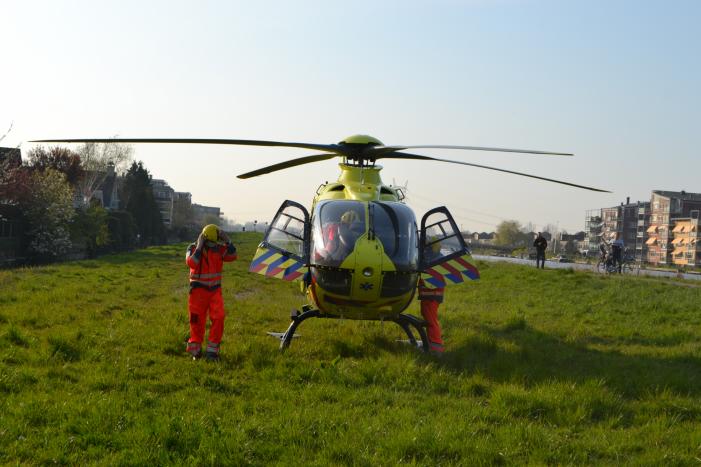 Traumahelikopter landt na ongeval in woning