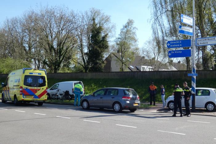 Fietser gewond bij aanrijding met auto