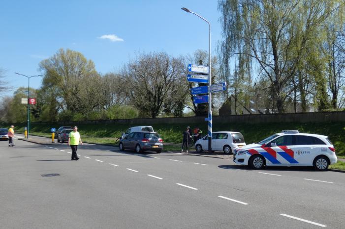 Fietser gewond bij aanrijding met auto