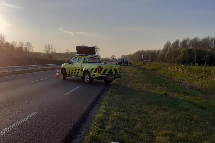 Wiel aanhangwagen vliegt in brand