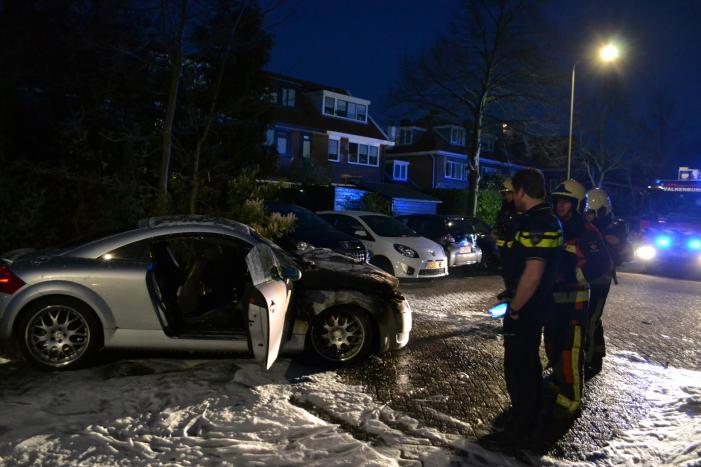 Autobrand mogelijk aangestoken