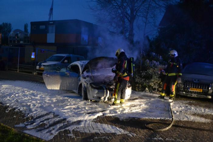 Autobrand mogelijk aangestoken