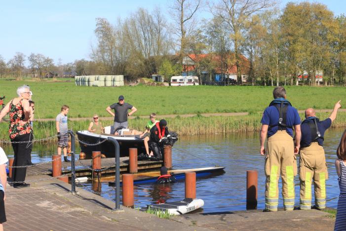 Elektrische boot gezonken voor sluis