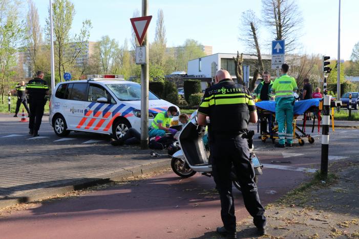 Persoon ernstig gewond na aanrijding met politiewagen