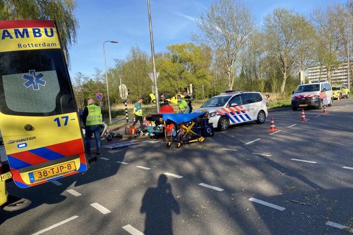 Persoon ernstig gewond na aanrijding met politiewagen