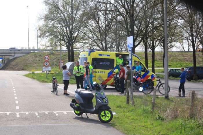 Scooterrijder gaat onderuit
