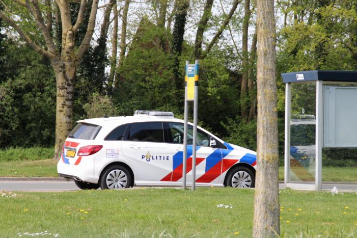 Vrouw uit rolstoel gevallen