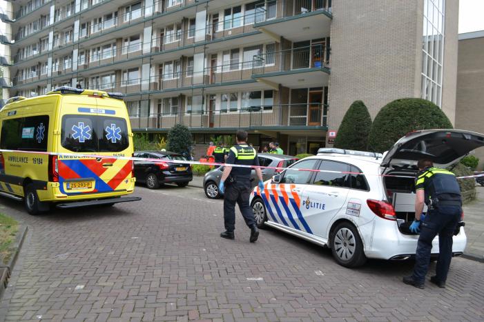 Persoon overleden na val van flat
